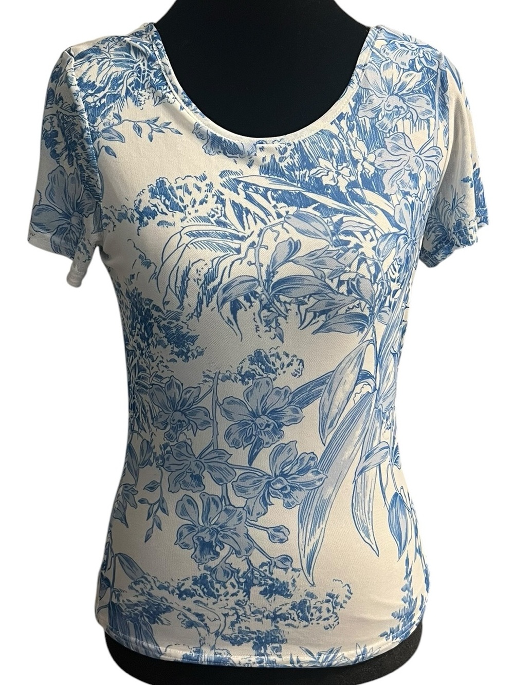 BTFL-life Short Sleeve Tee XS White Blue Floral